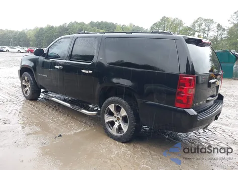 2009 Chevrolet Suburban 1500 Lt2 z USA, uszkodzony, nr VIN 1GNFK263X9R119210